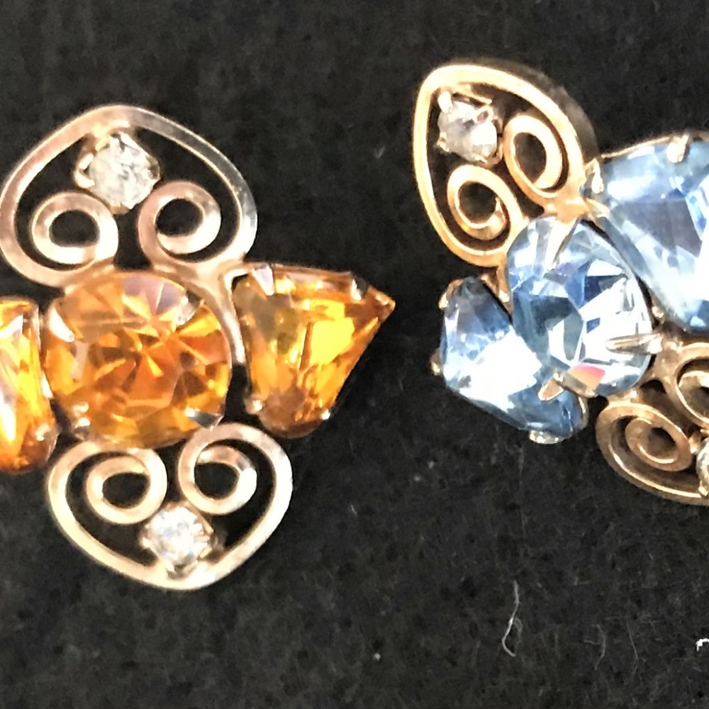 Pair Lucite Crystal Gold Plated Tie-Tack Pins